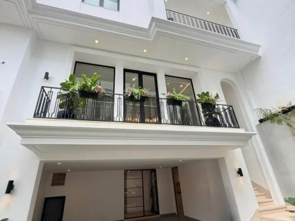 Rumah Mewah Siap Huni di Kebayoran Baru Jakarta Selatan