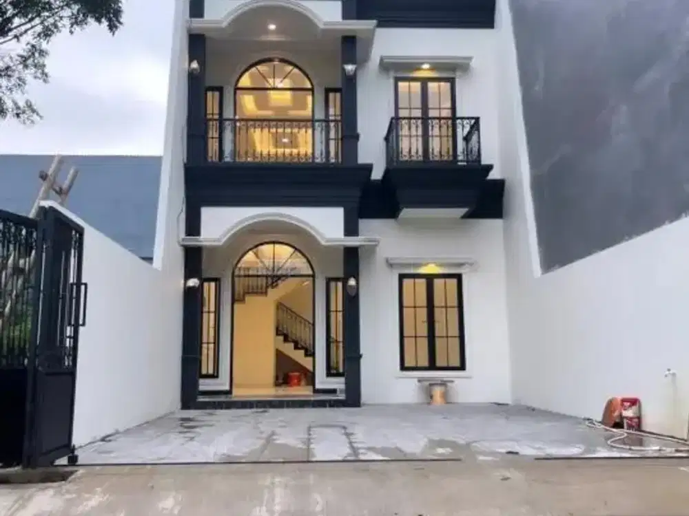 Rumah Cantik Tanah Besar Lokasi Strategis di Kavling Bri Grand Depok City