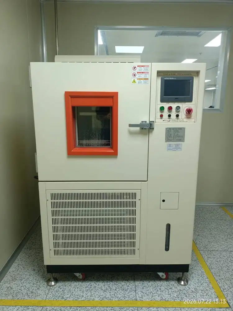Temperatur Humidity test Chamber ( alat pengukur suhu dan kelembaban )