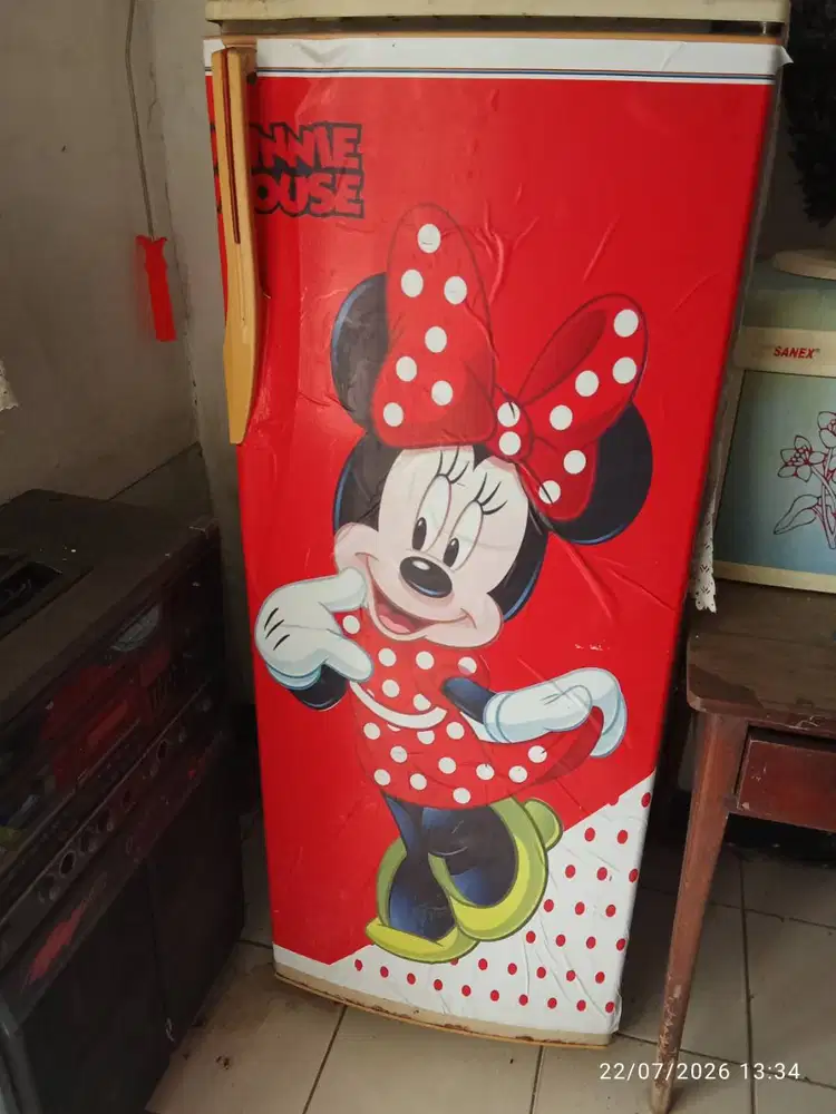 Kulkas 1 pintu, masih berfungsi
