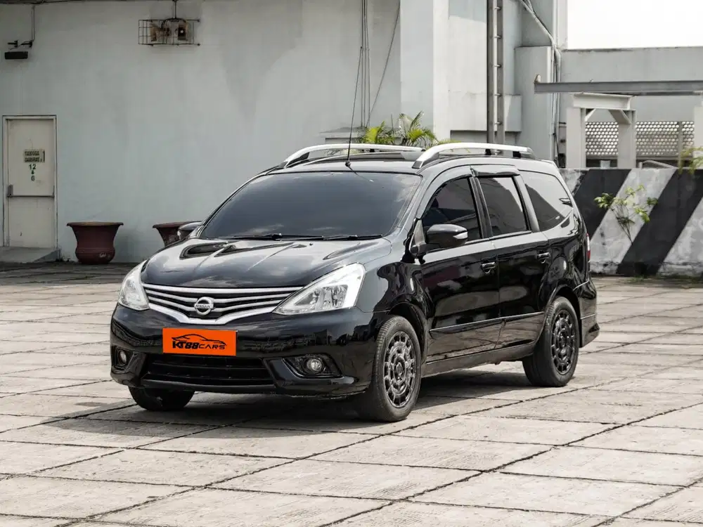 Nissan Grand Livina 1.5 XV HWS Matic 2013 hitam ganjil
