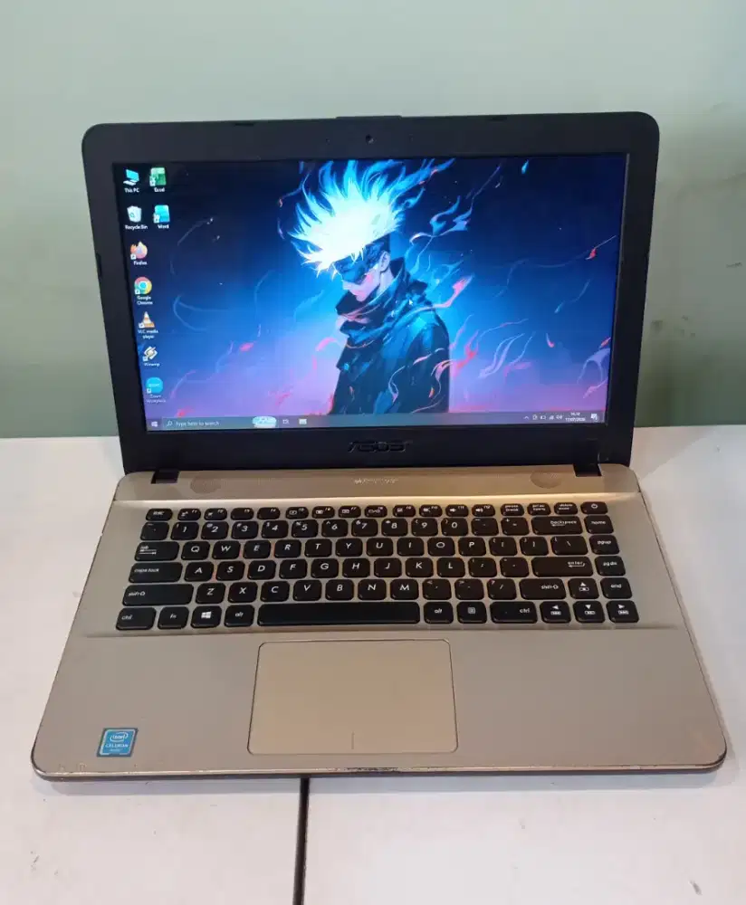 Asus VivoBook 14