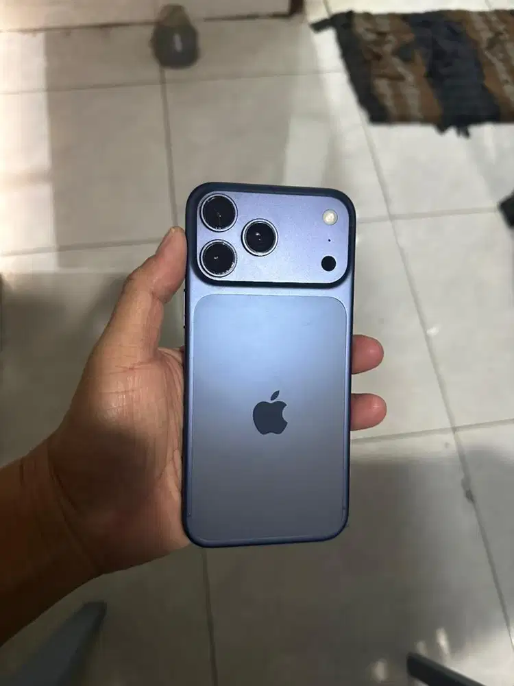Iphone 17 pro max 256gb lcd ganti