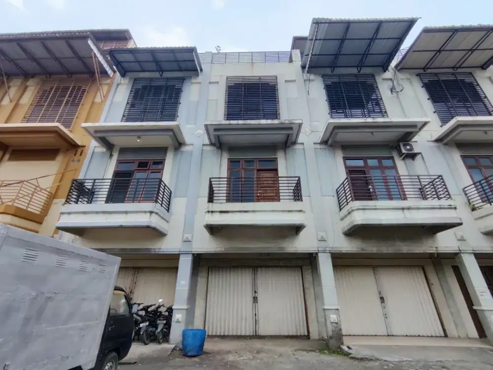 Dijual Ruko Kosong di Komplek Mutiara Residence