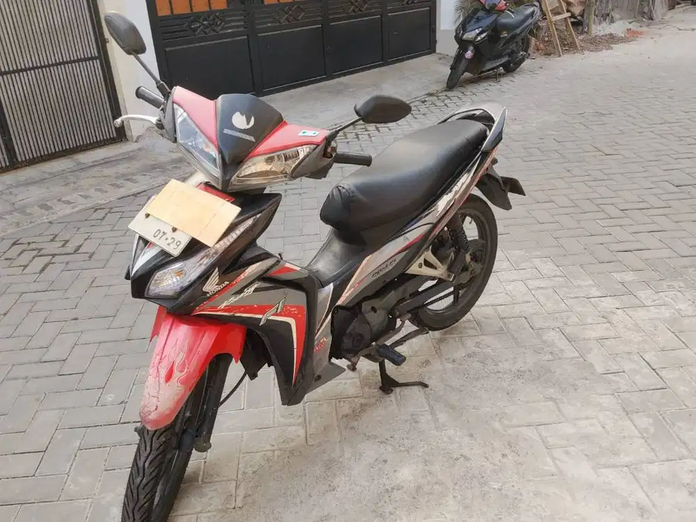 HONDA BLADE FI 125 2014 LENGKAP
