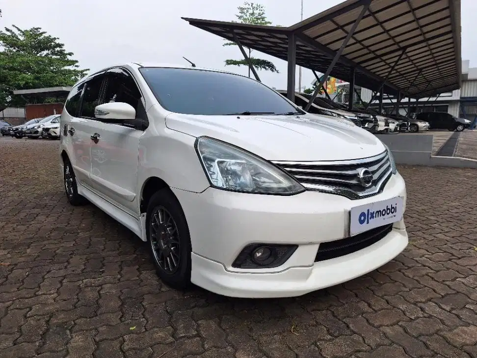 Nissan Grand livina AT 2014 PVK