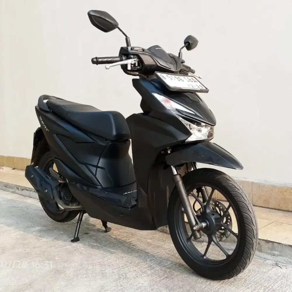 HONDA BEAT DELUXE SMARTKEY TAHUN 2024 CASH / KREDIT MURAH DP 600