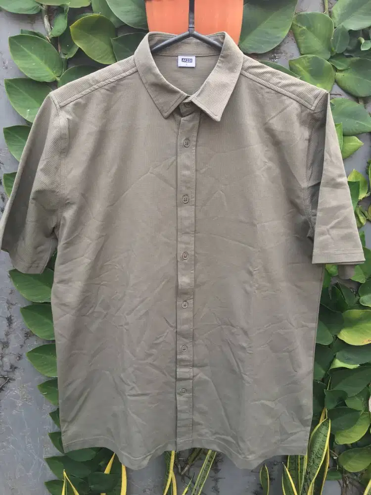 Kemeja Army Green Tactical Lengan Pendek Size L 9/10