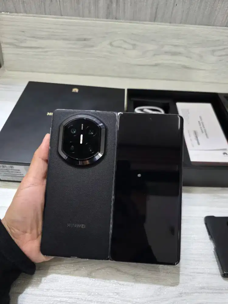 Secomd Huawei Mate X7 12/512GB Black Resmi