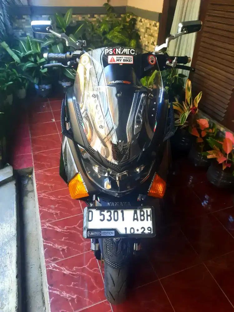 YAMAHA NMAX 2017 NON ABS