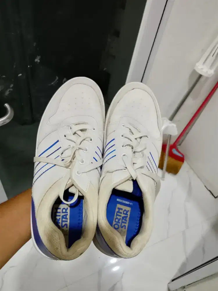 SEPATU NORTH STAR