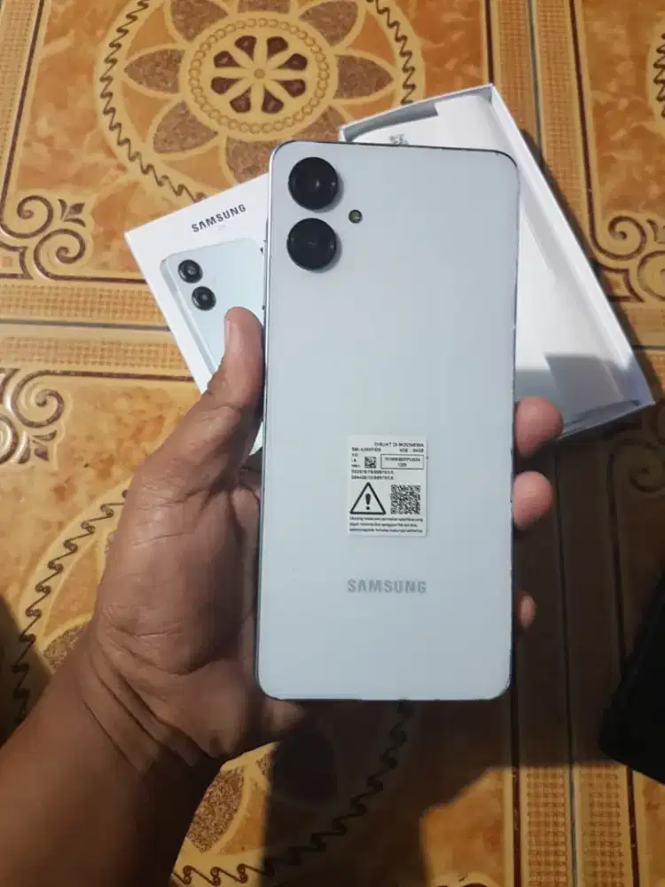 SAMSUNG A06 4/64 GB