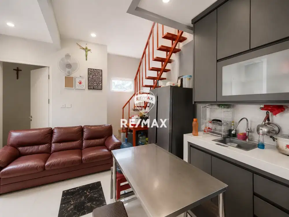 DIJUAL CEPAT! Rumah Usaha Pinggir Jalan Utama Boulevard Krisan Banjar Wijaya, Tangerang