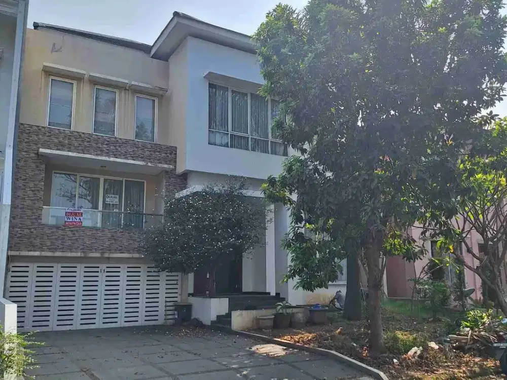 Rumah siap huni nyaman dekat sekolah Laurentia Gereja Laurentia di Cluster Jelita Alam Sutera