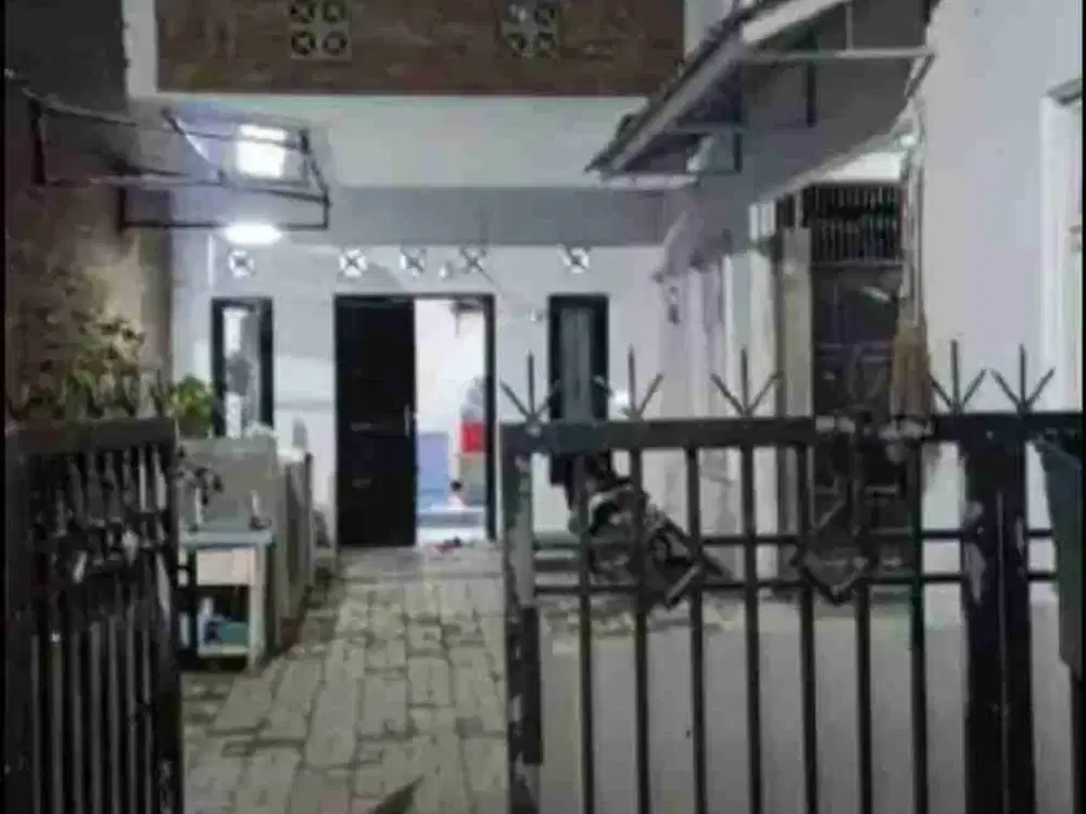 MURAH!! Rumah 2 Lantai  Di jl. Palagan km 6 Dekat HYATT Dan Kampus UGM