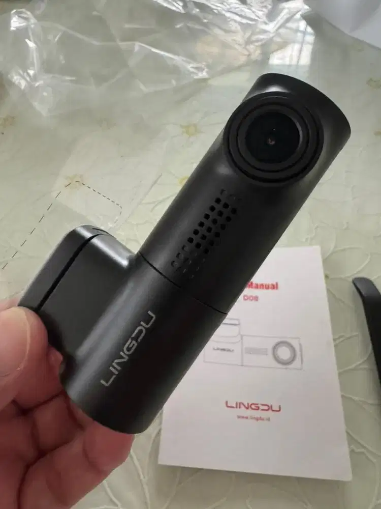WTS: Lingdu Dashcam D08 (dgn SD card)