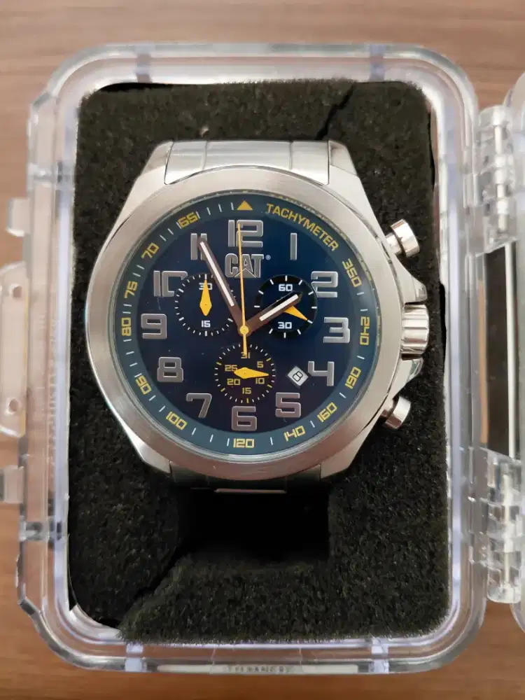 Jual jam tangan pria merk CATERPILLAR.
