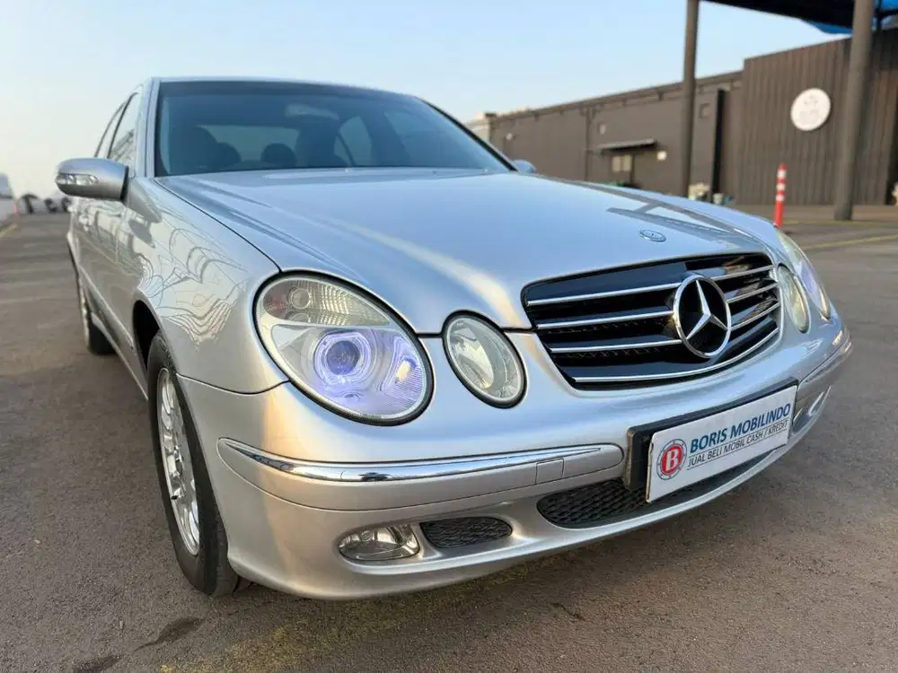 W211 Mercedesz Benz E240 2004 Silver 2005 AT 2.6 Sedan 2006 320 Estilo