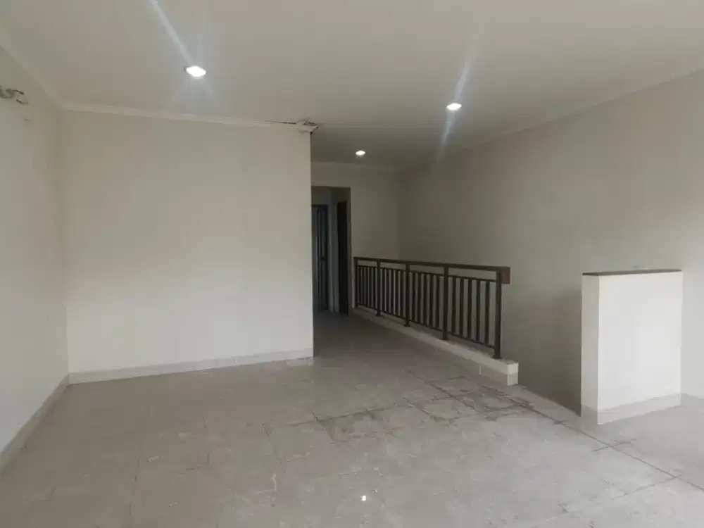 Dijual MURAH Rumah Kost Allogio 3 lantai 10 Kamar - Gading Serpong