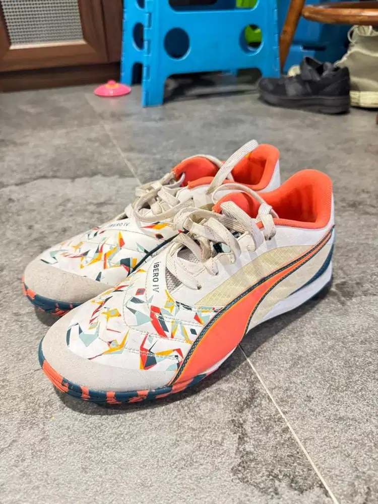 Sepatu Futsal PUMA IBERO IV CREATIVITY - PRELOVED