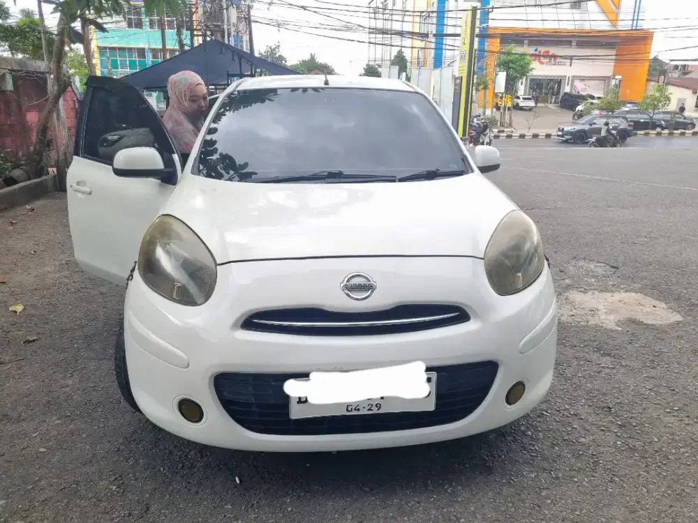 Nissan March Manual 2012