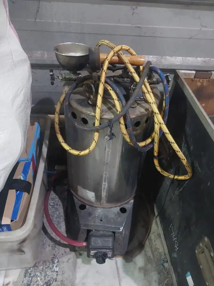 BOILER GOSOK LAUNDRY