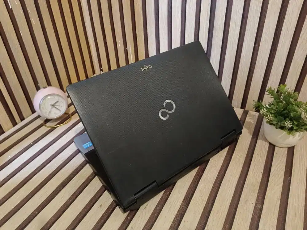 Fujitsu Lifebook S752 Intel Core i5-3320M Ram 4gb Hdd 500gb
