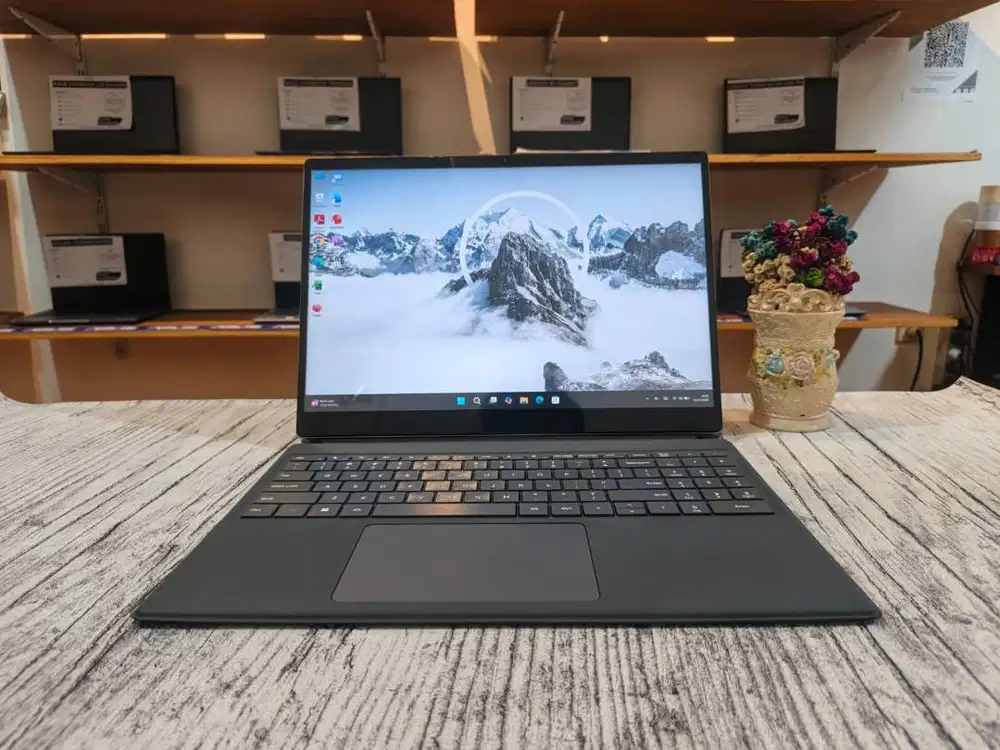 Laptop second ADVAN EVO-X 16 2-in-1 Intel Core i3-1215U Ram 12GB