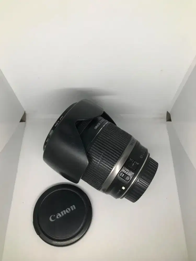 Lensa Canon 18-200