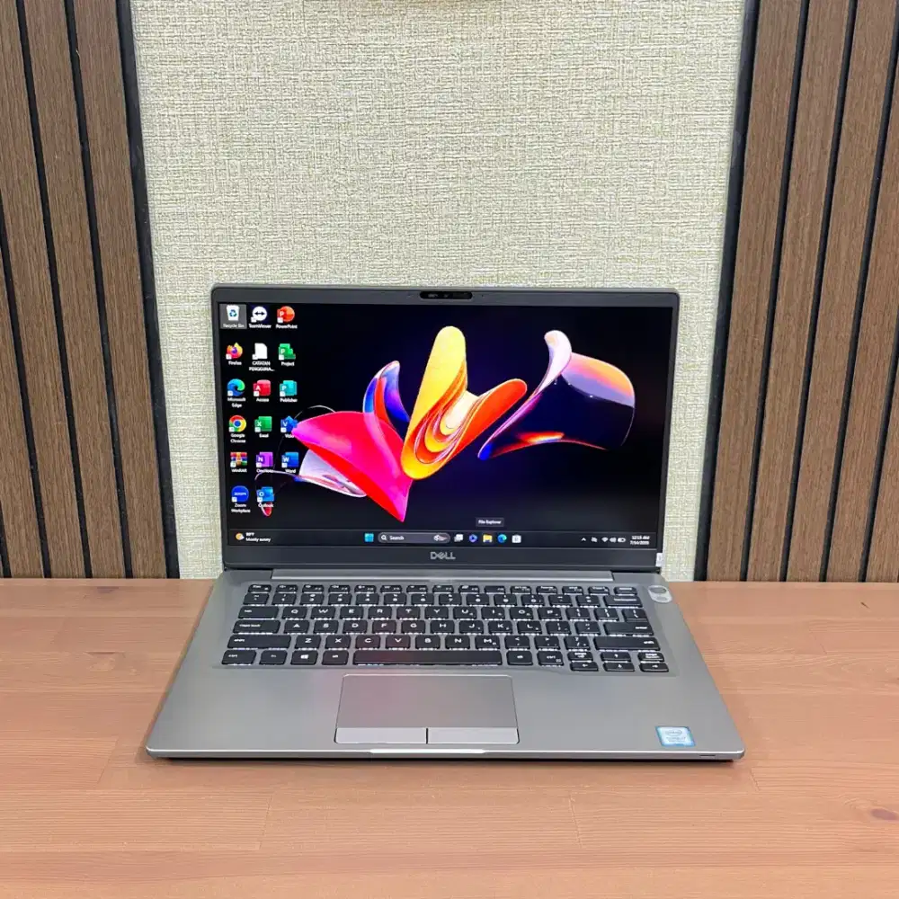 Dell Latitude 7400 | Intel Core i7 Gen 8 | Metal Silver | RAM 16GB