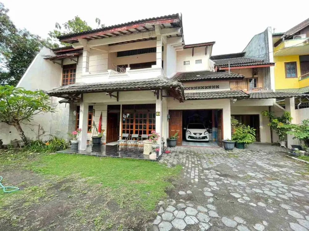Rumah Induk Dan Kost 24 Kamar Di Condongcatur Dekat RS. JIH, Pakuwon Mall, Kampus UGM & UPN