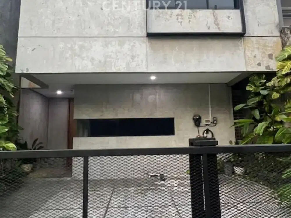 Rumah Mewah Dalam Komplek Di Kelapa Gading Jakarta Utara