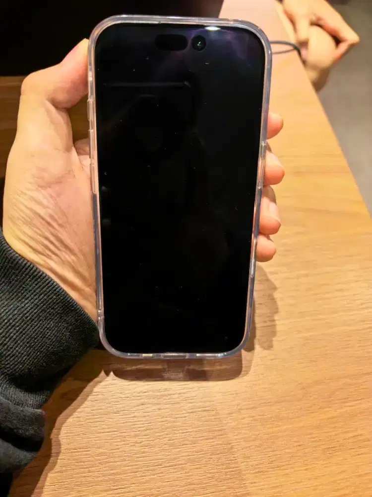 iphone 17 256GB resmi like new garansi panjang nego tipis