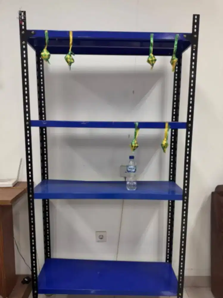 Jual rak besi bekas