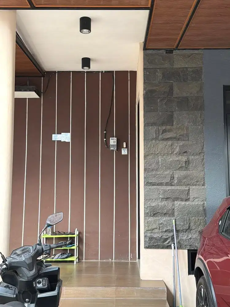 Di jual Rumah 2 Lantai
