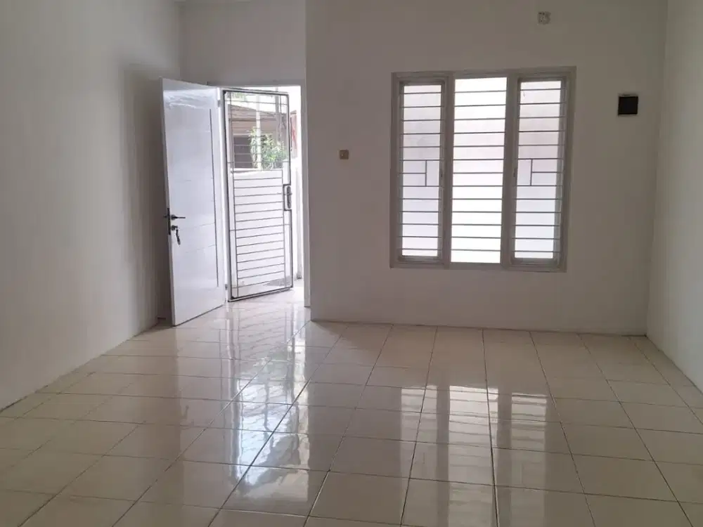 Rumah Rapi 1 1/4 Lantai Area Citra 2 Citra Garden City Cengkareng