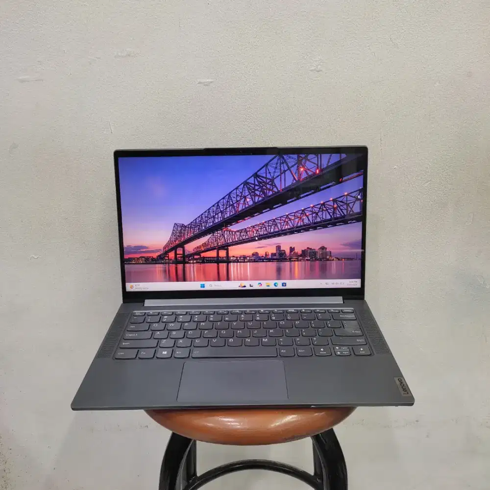 LENOVO YOGA SLIM 7 14ITL05 INTEL CORE i5-1135G7 RAM 8 GB SSD 512 GB