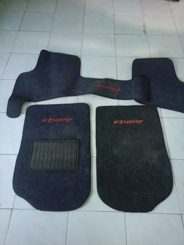 Karpet beludru Avanza like new