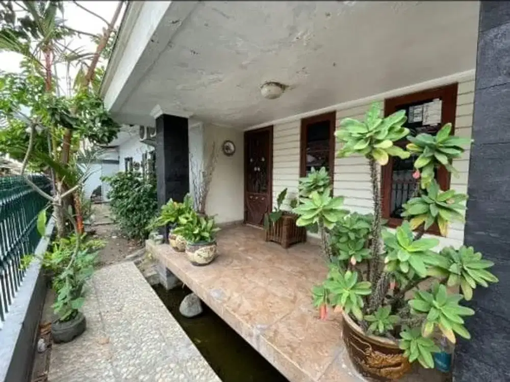 Rumah Cantik Luas di Gamping Sleman Yogyakarta#Kode : RSH 052