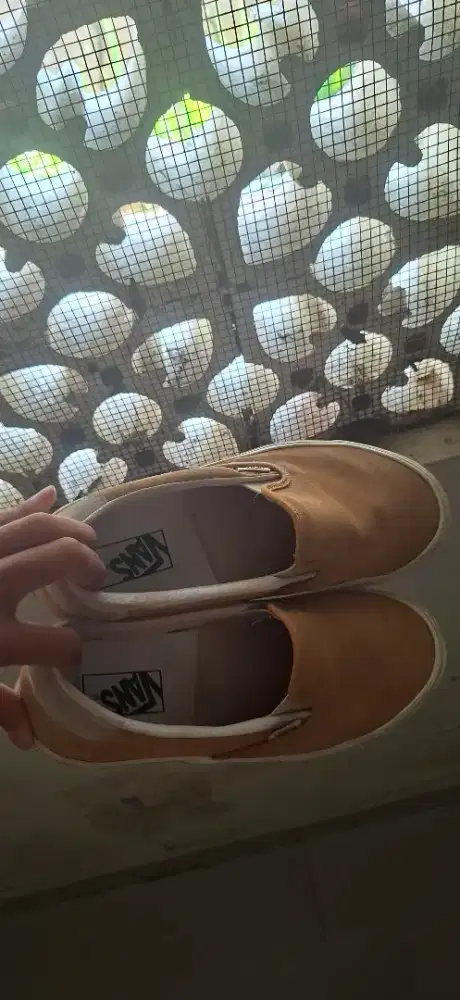 VANS SLIP ON BROWN
