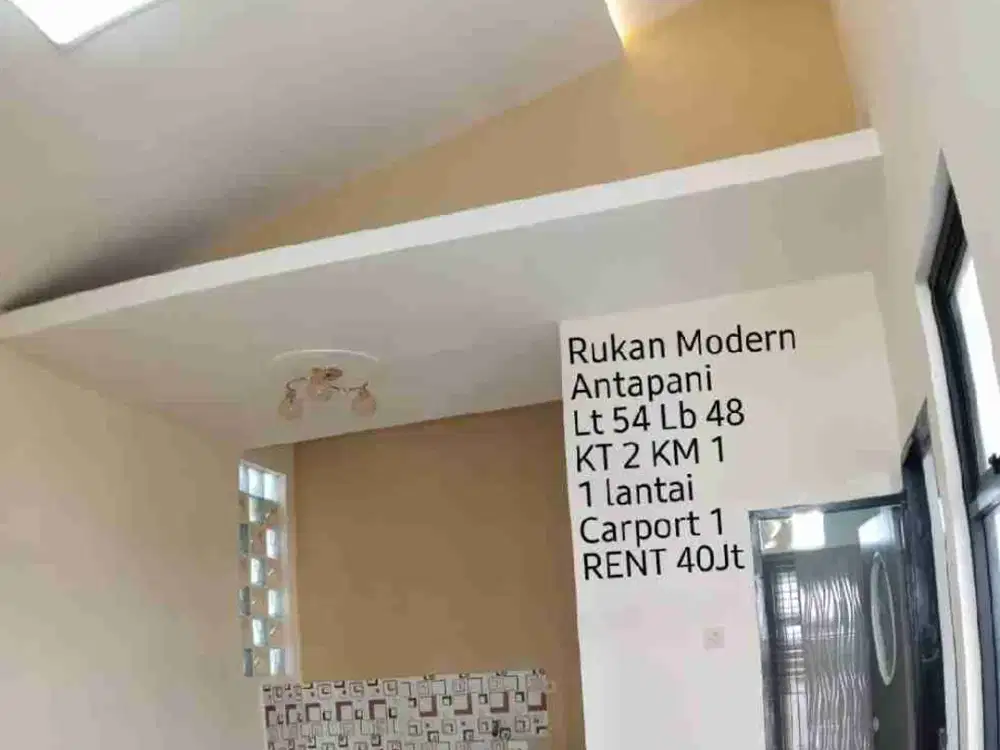 Rumah Usaha Antapani Strategis dan Ramai