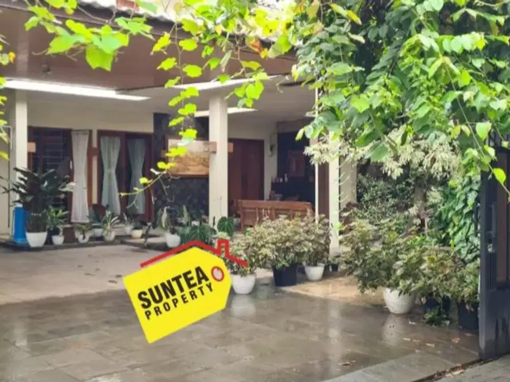 Dijual Cepat! Rumah Elegan LT 497 m², 5 KT, Taman Luas, Ruang Fitness, Harga Nego! - Lebak Bulus Jakarta Selatan