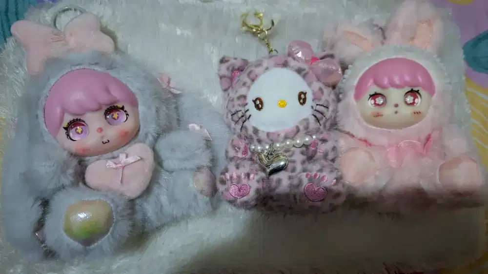 Bagcharm nomnom