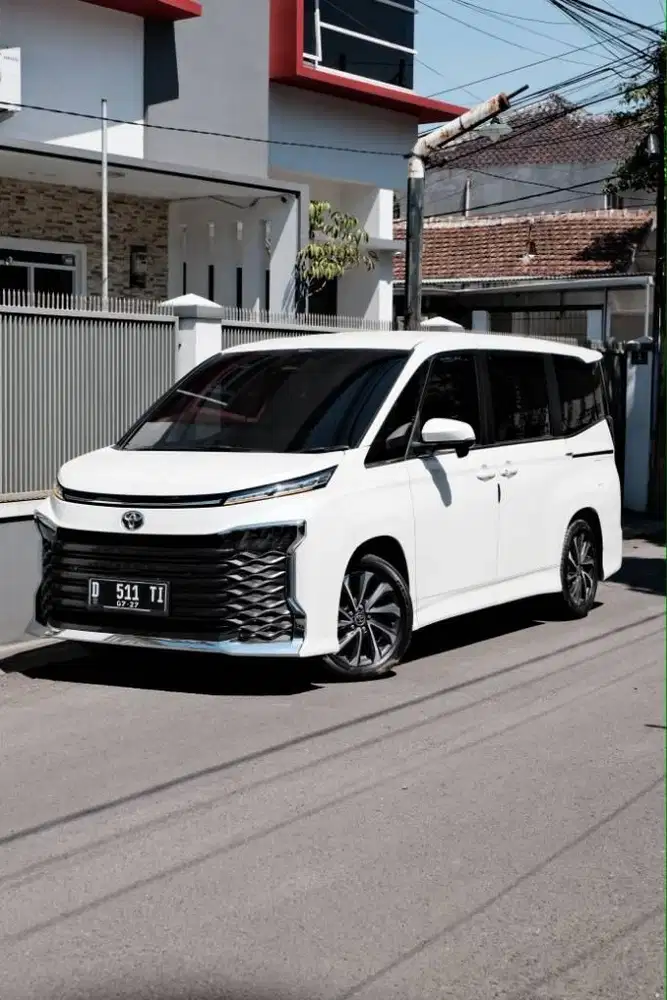 ALL NEW TOYOTA VOXY 2.0 TSS AT 2022