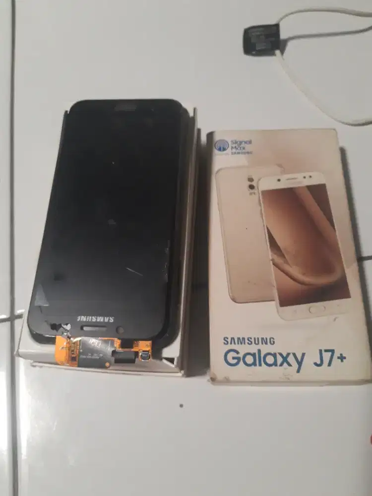 Samsung J7 plus apa adanya