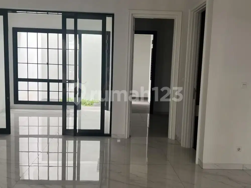 Disewakan Rumah di Alam Sutra Cluster Winona