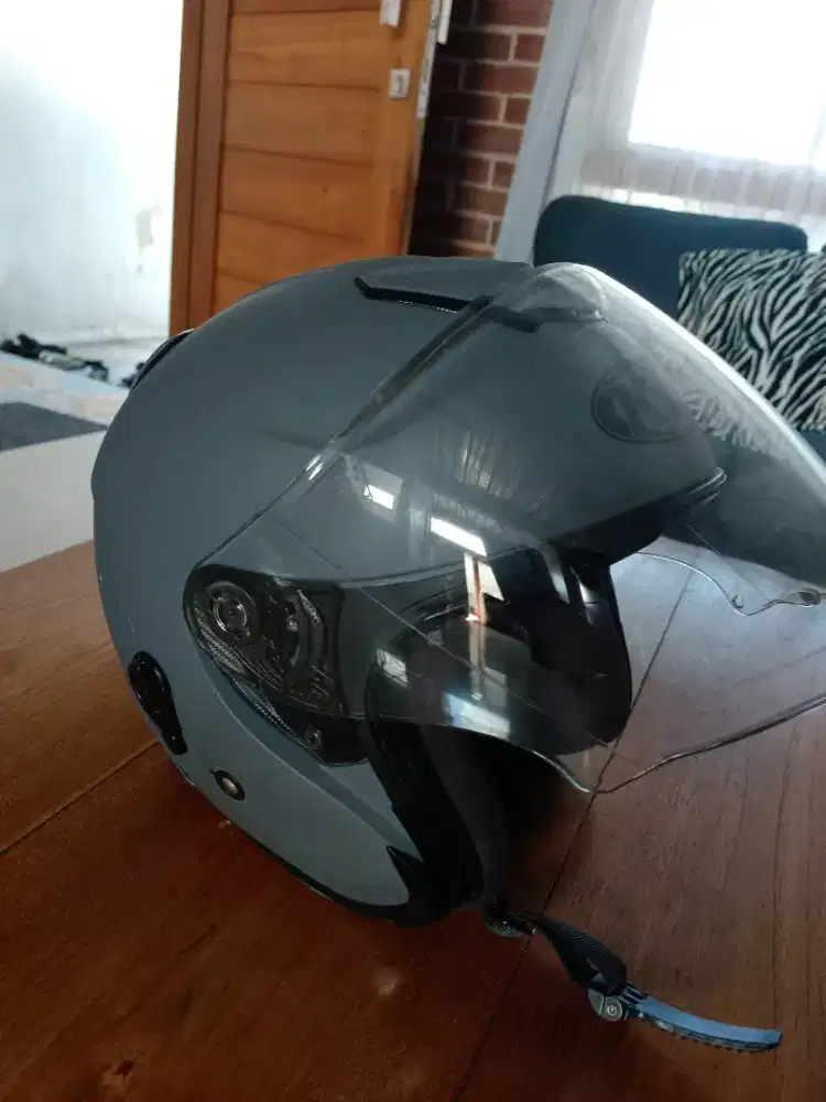 Helm KYT like new
