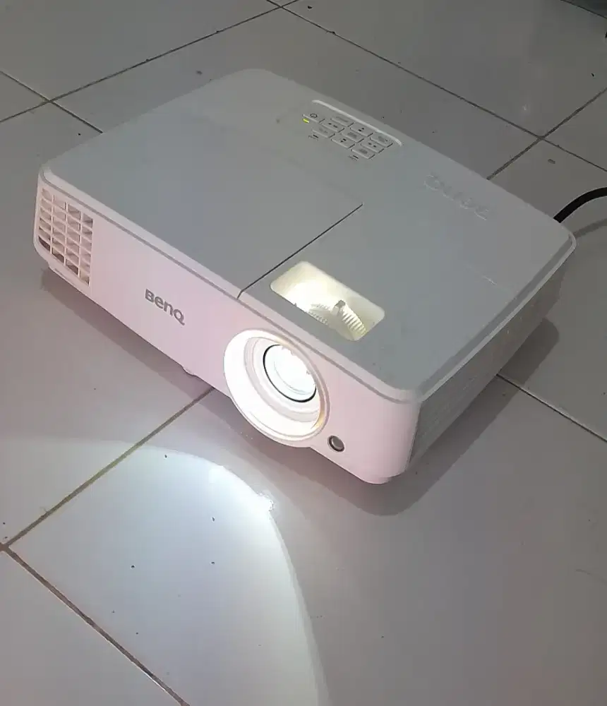 Jual projector benq MS 524