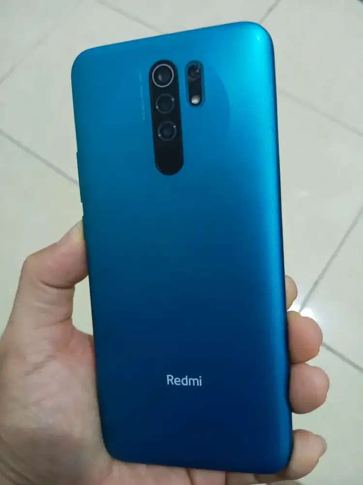 Mi 9 Ram5(4+1Gb) 64Gb.mulus-Golden ponsel