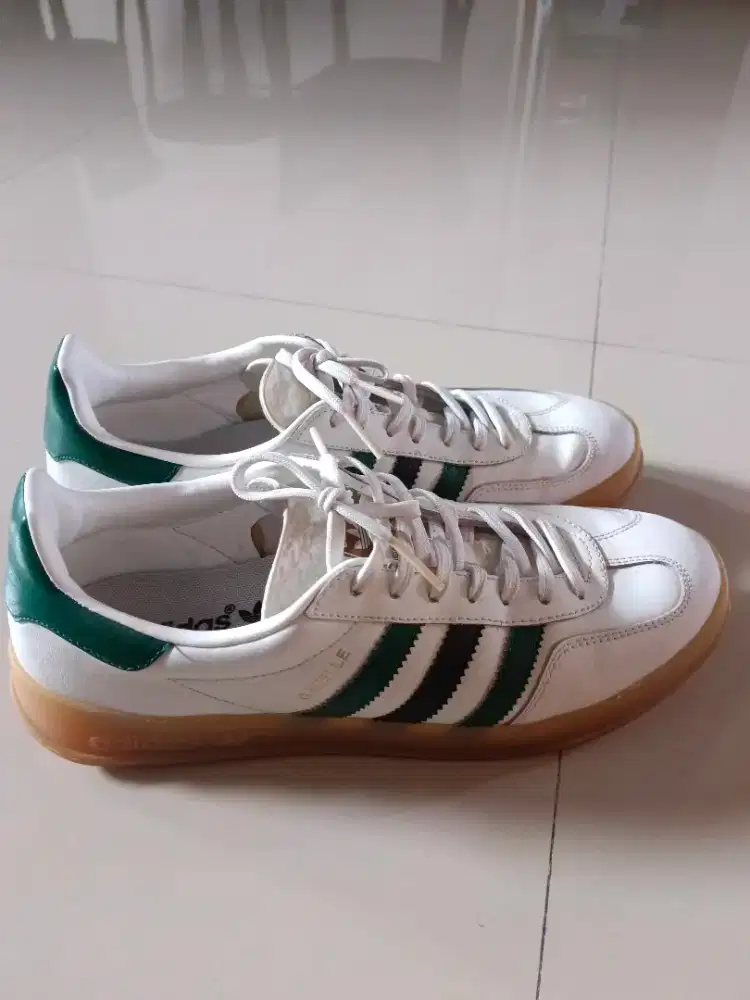 Sepatu adidas gazelle
